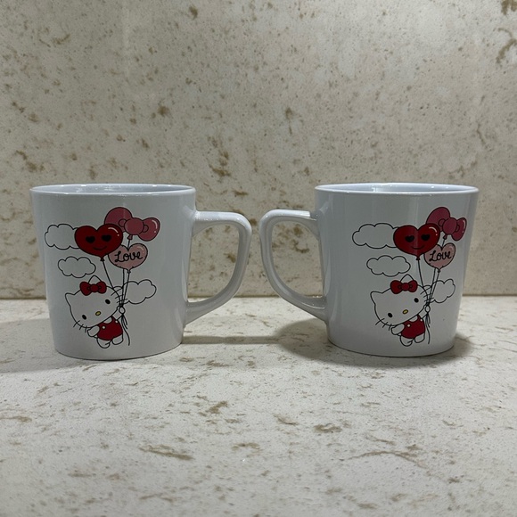 Hello Kitty x Sanrio Valentine’s Love Balloon Mug Set *BNWT* - Picture 4 of 4